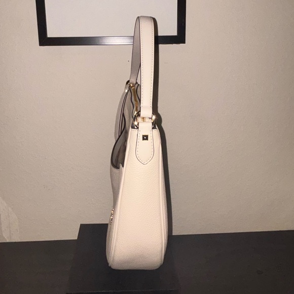 Michael Kors Cream Cresent Bag with Textured Leather - Picture 2 of 3